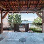 דירה Beachfront Calm Sea *