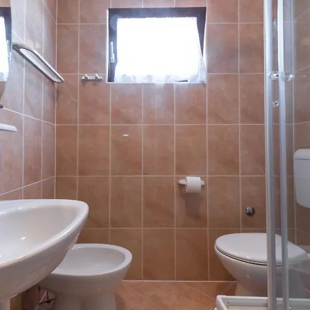 Beachfront Calm Sea * Preko