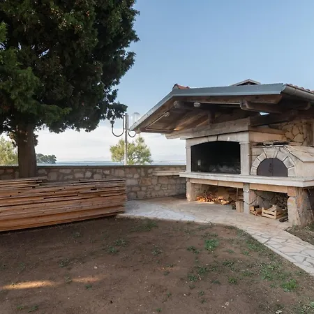 Beachfront Calm Sea דירה *