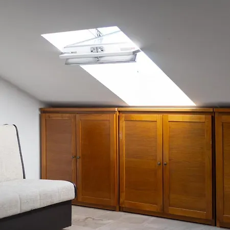 Beachfront Calm Sea פרקו