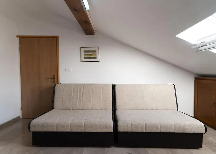 Beachfront Calm Sea * بريكو