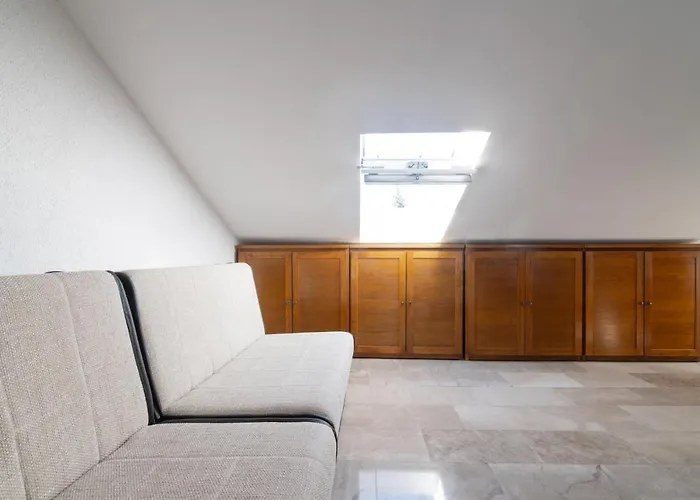 Beachfront Calm Sea * بريكو