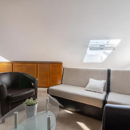 Beachfront Calm Sea Apartment *