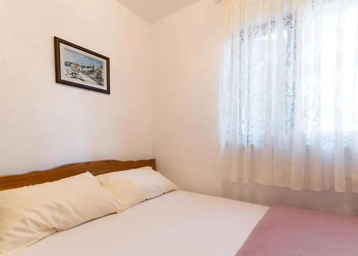 Beachfront Calm Sea Apartmán *